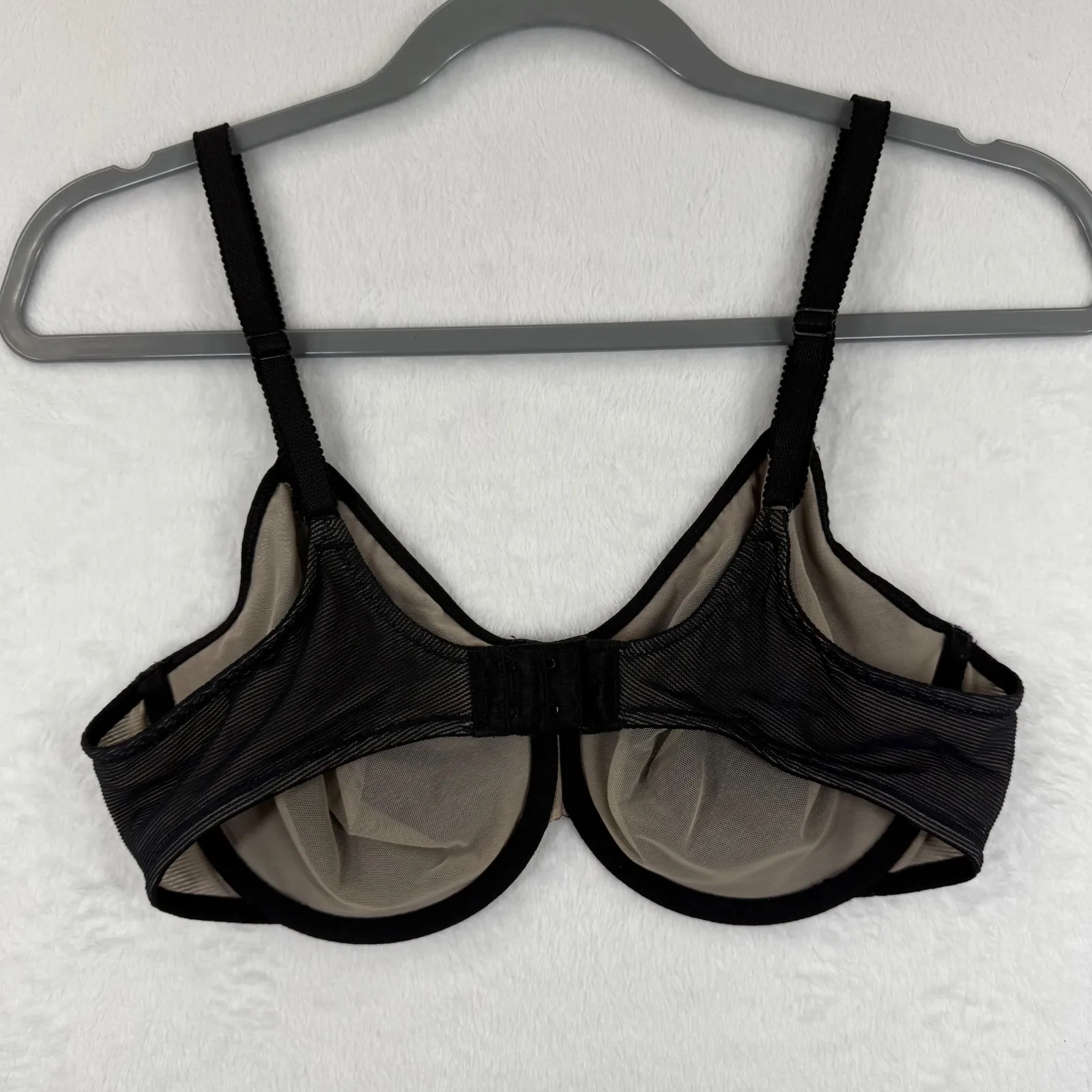 Wacoal Lace Wireless Bra Black Size 36D Full Coverage Comfortable - Image 2