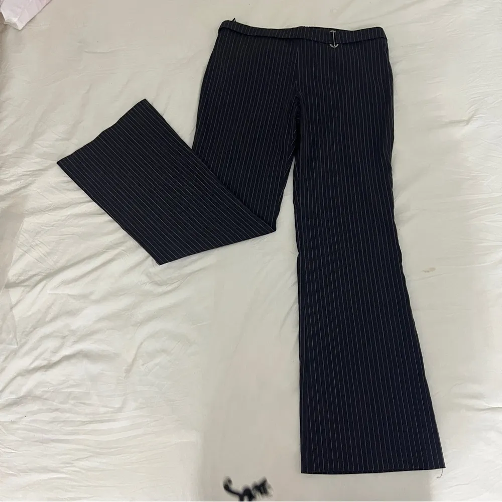 Bisou Bisou Pinstripe Wide leg pants Dark gray and Pink size 12 - Image 2