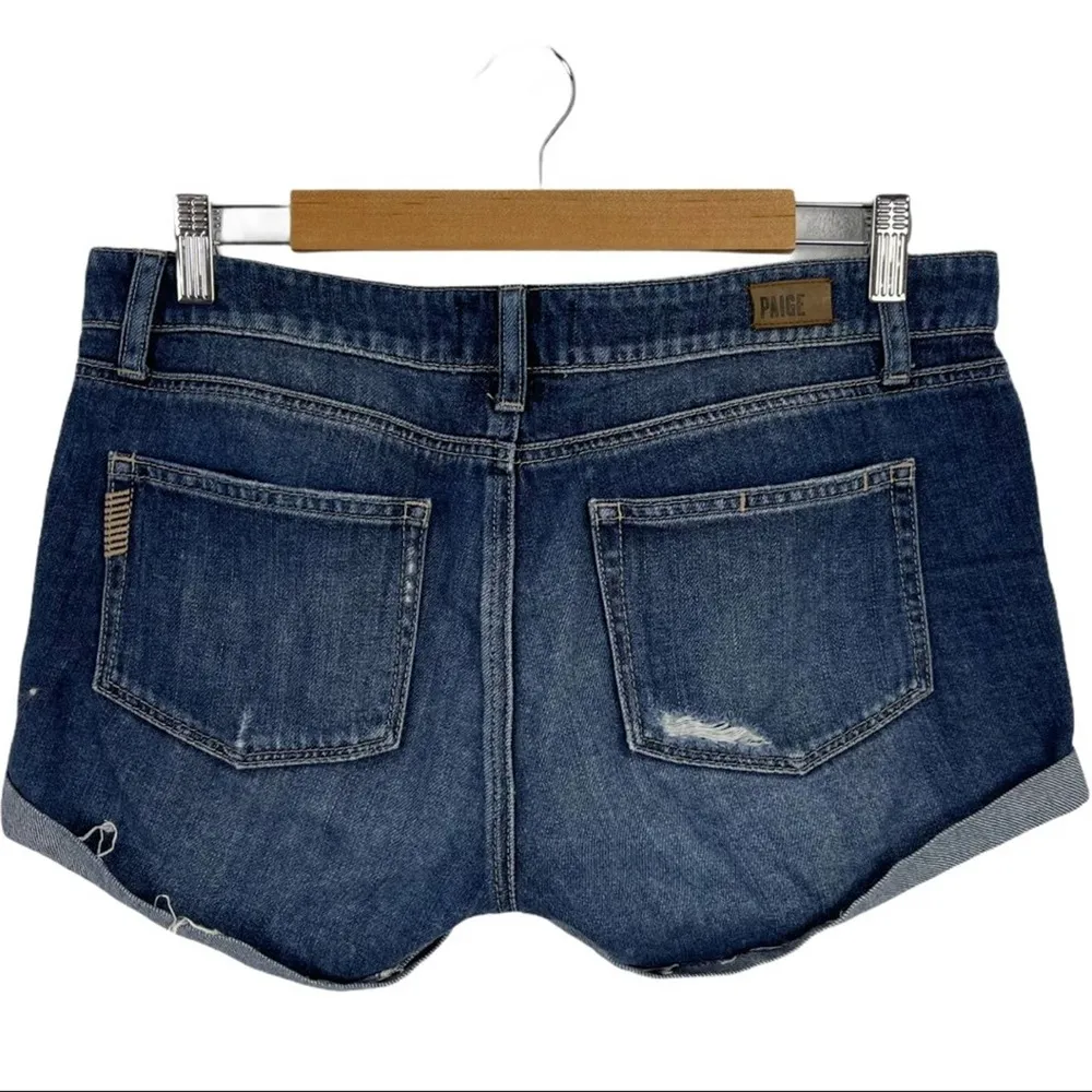 PAIGE Jimmy Jimmy Short in Cara 27 5-pocket design Cuffed hem - Image 9