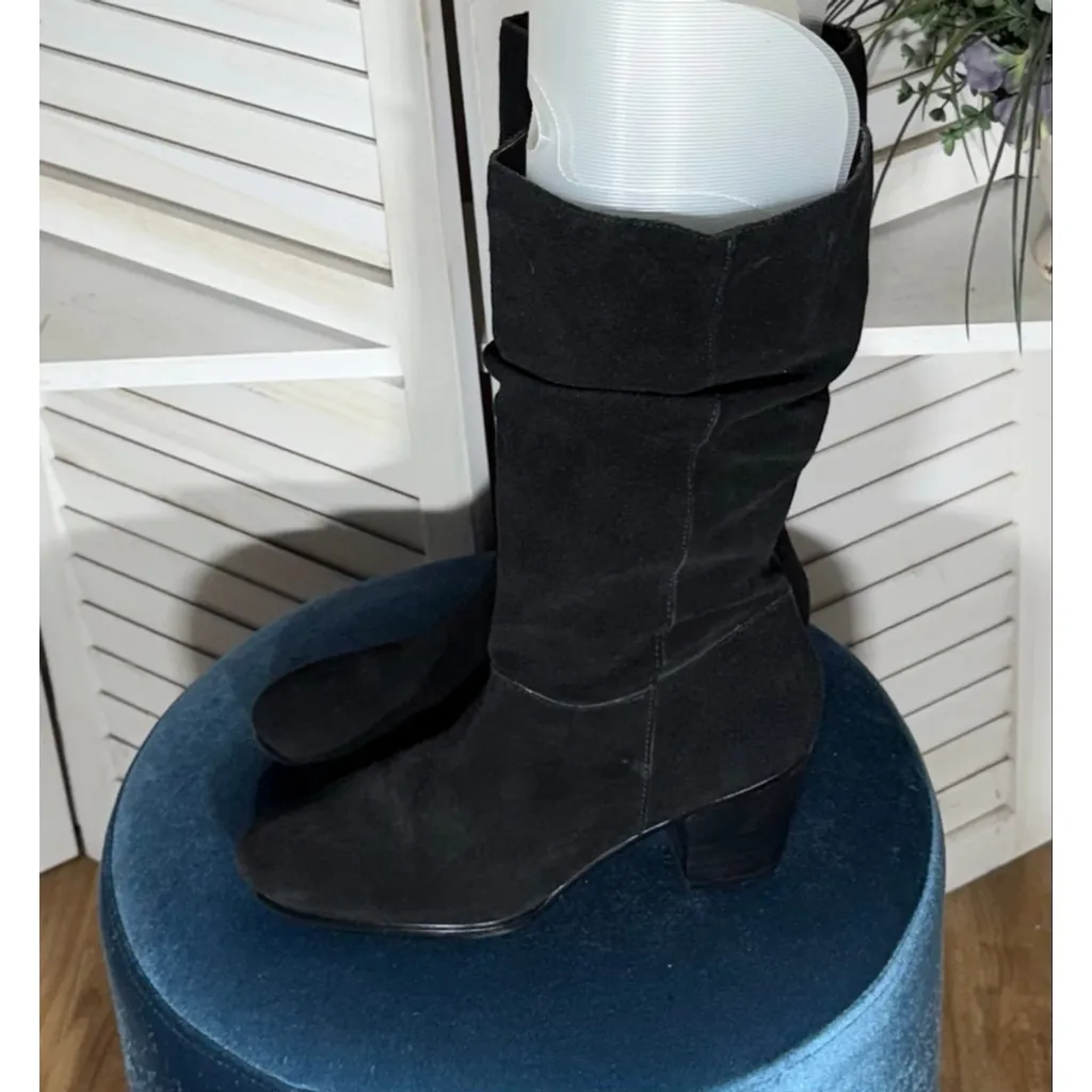 Crown vintage black genuine suede leather slouchy high heel boots sz 9 - Image 2