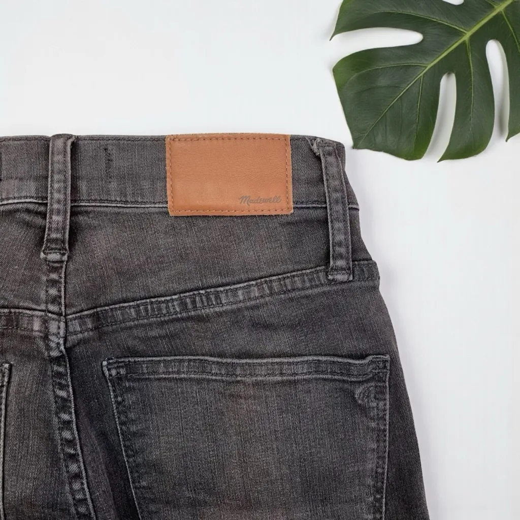 Madewell Cali Demi-Boot Button Fly Jeans - Image 10
