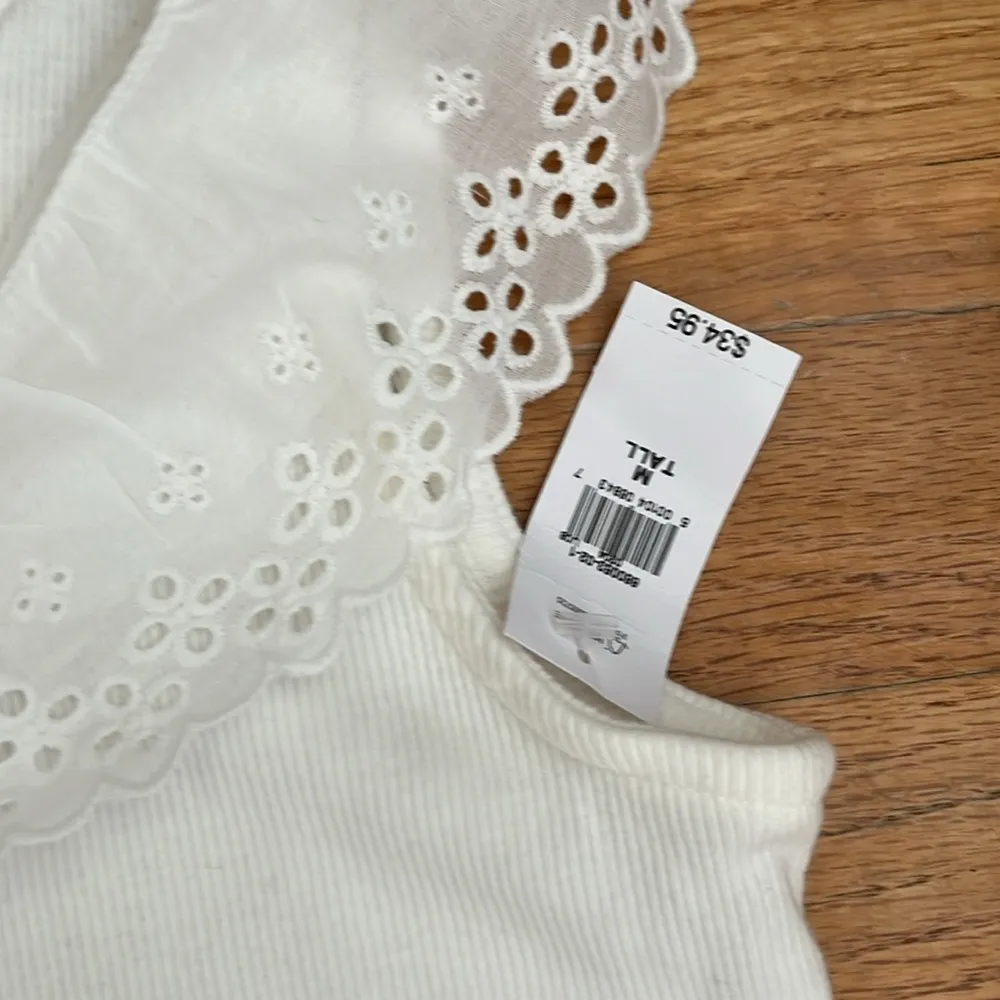Gap  Eyelet Ruffle Neck Ribbed Tank Top - Image 6