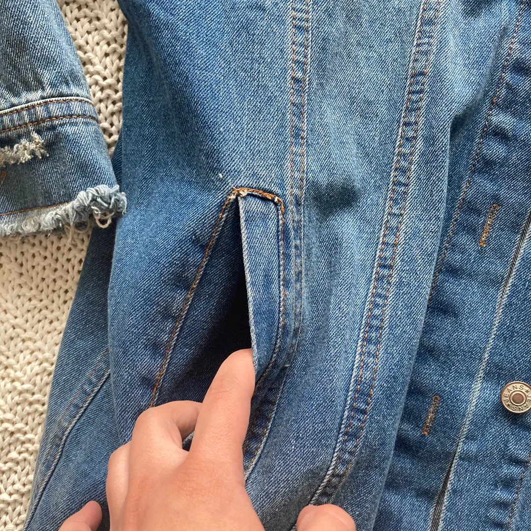 Boohoo Ivivi Lucy Longline Distressed Denim Jacket  - Image 3