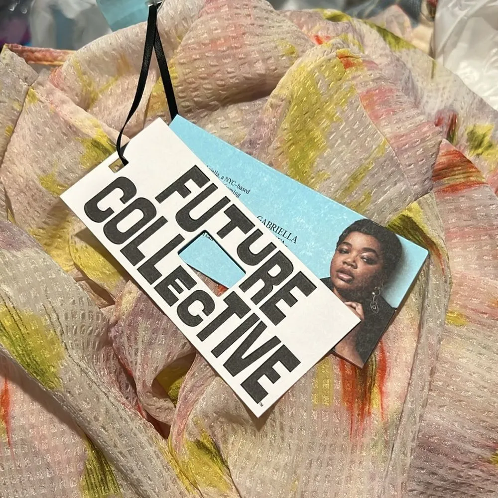 NWT Future Collective Modern Funky Feminine Sheer Airy Balloon Sleeve Wrap Top M Pink Size M - Image 12