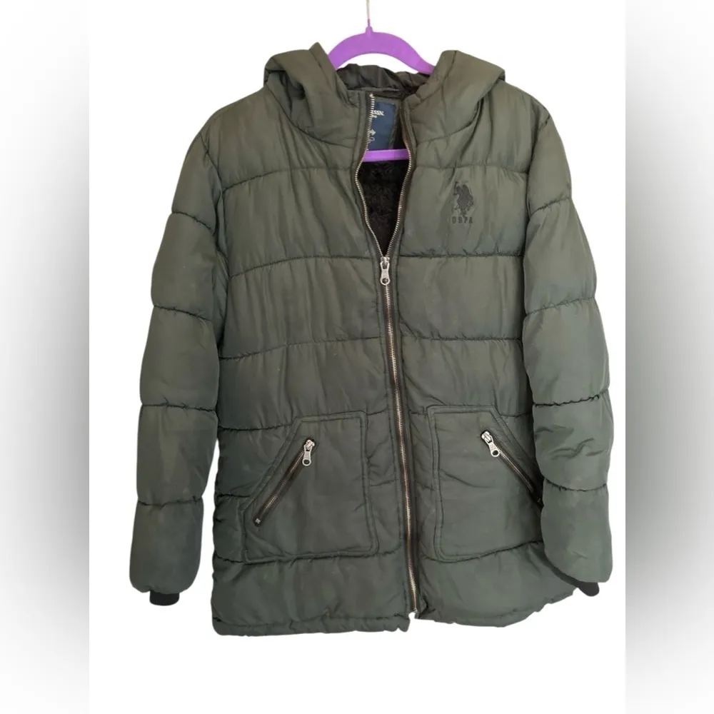 U.S. Polo Assn. women’s  Green Puffer Jacket with Hood Size‎ L Casual - Image 9