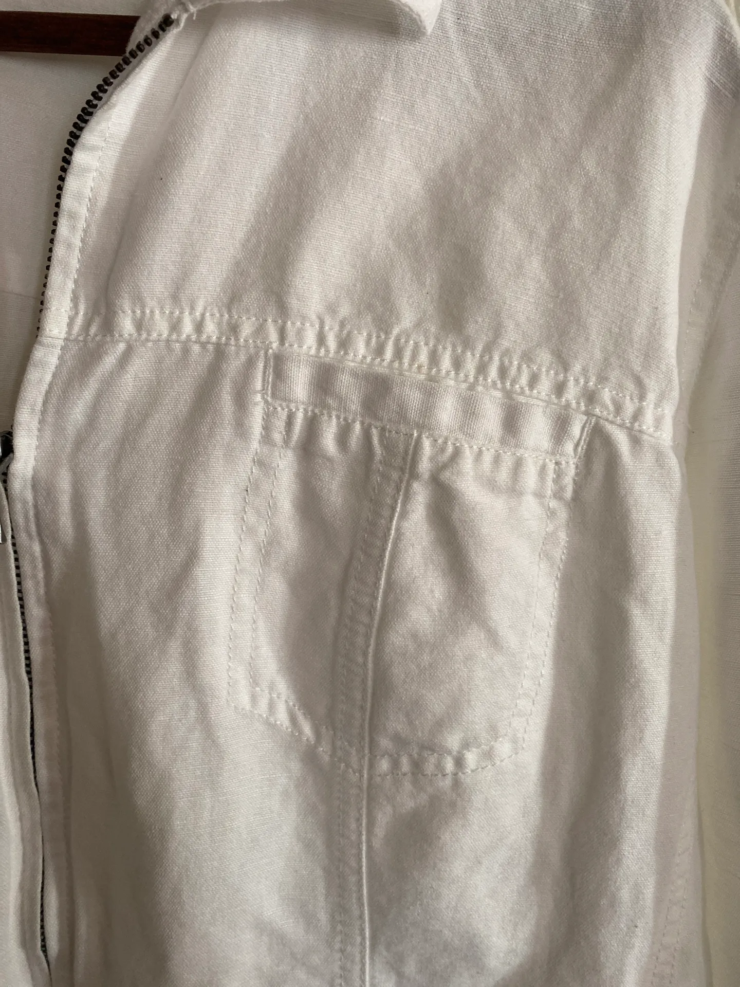 Size L White Denim Jacket  23 X 20 Linen & Cotton - Image 5