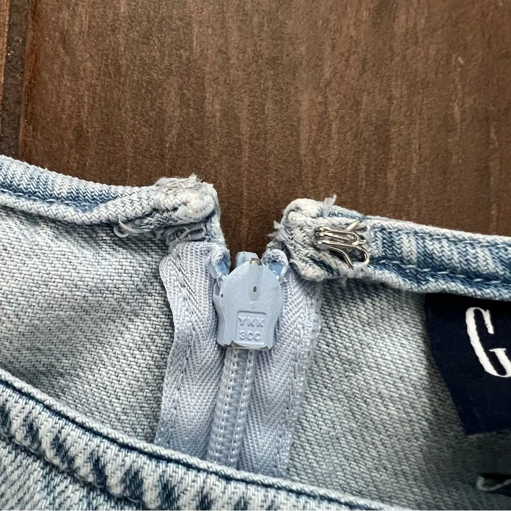 GAP Ultra Soft Denim Mini Shift Sleeveless Dress size Medium Light Blue - Image 3