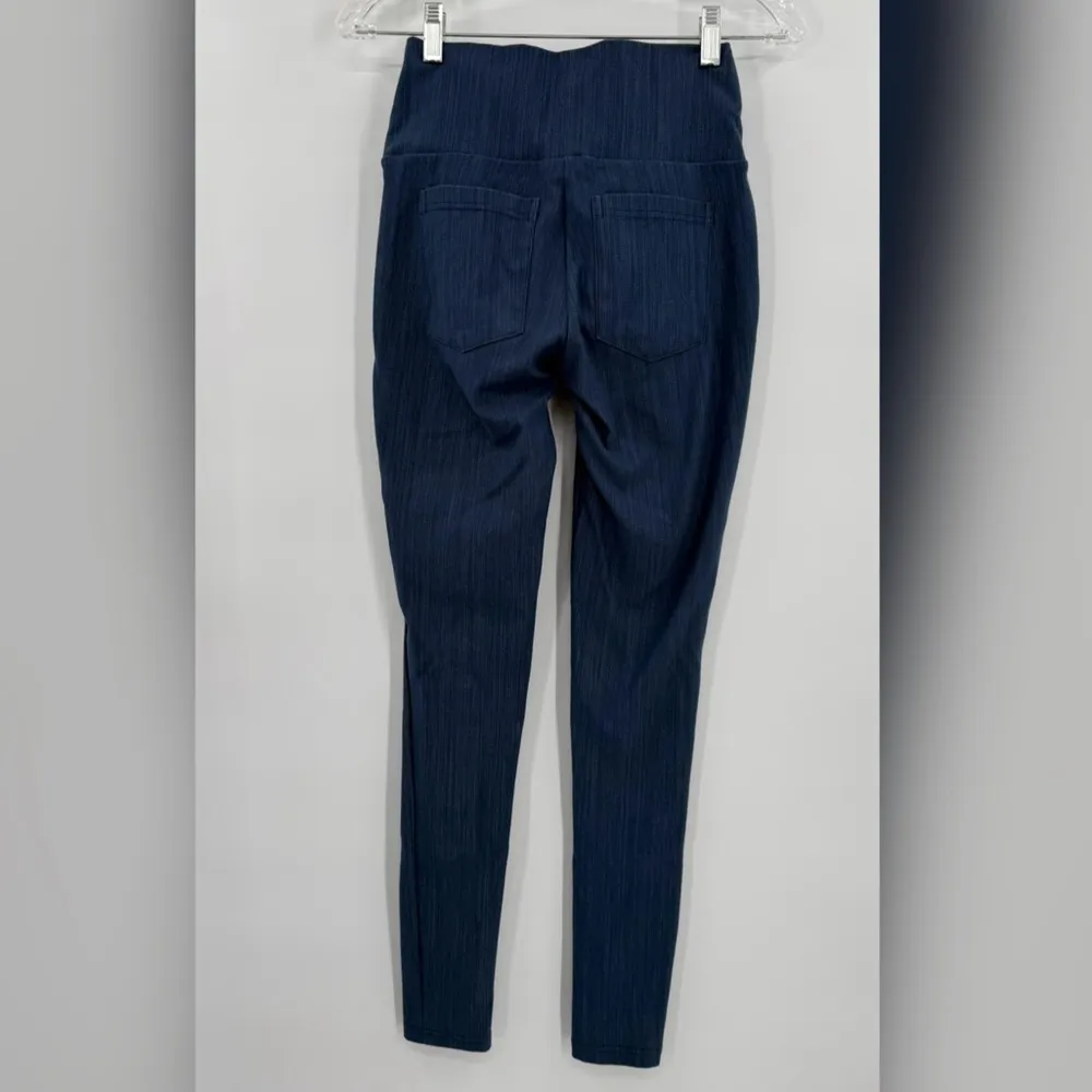 Agnes & Dora A & D Medium Blue Knit Denim Jeggings with Back Pockets, Size Small - Image 2