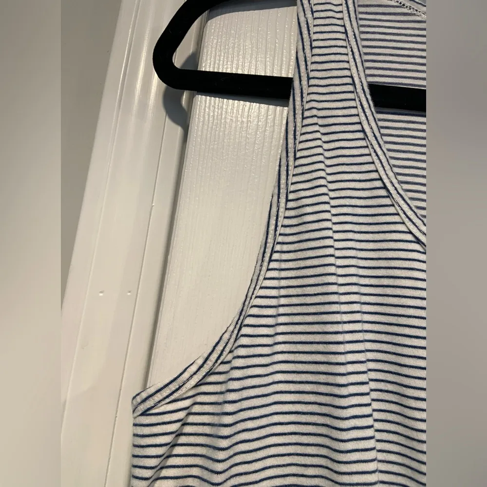 Universal Thread Size M Lafayette Tank Top Racerback Navy White Stripe Round Hem - Image 8
