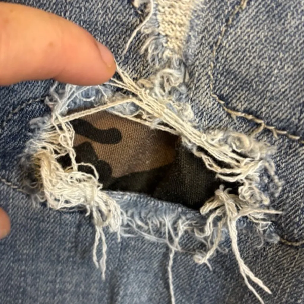 Judy Blue Jeans Women's‎ Size 11/30 Distressed Camo Patch Skinny high Rise - Image 5