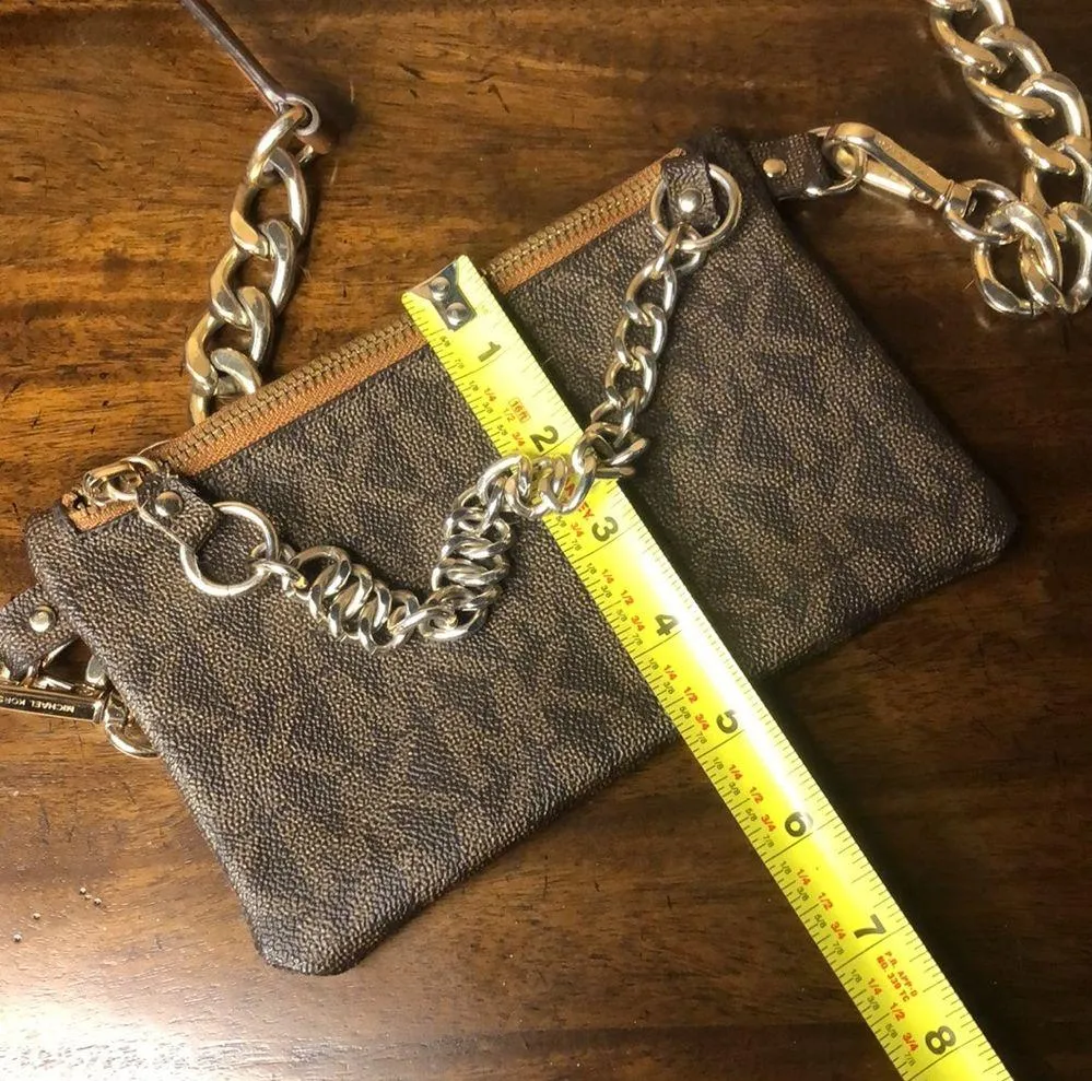 MICHAEL KORS Crossbody Detachable Pouch With Two Tone Metal Hardware Acorn Brown - Image 5