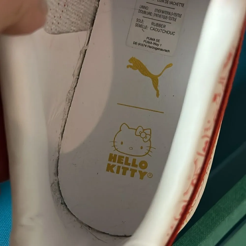 PUMA x Hello Kitty suede shoes Size 9.5   B53 - Image 12