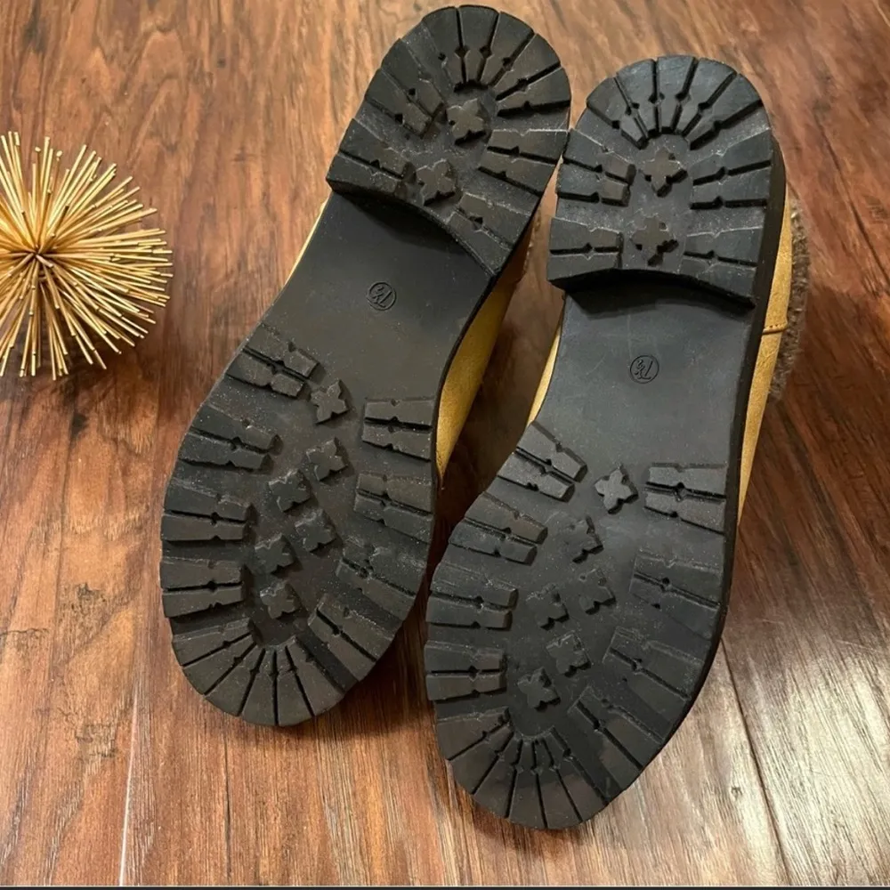 Mia Maylynn Moto Hiking Boot Tan Knit Cuff Lug Sole 7.5 - Image 7