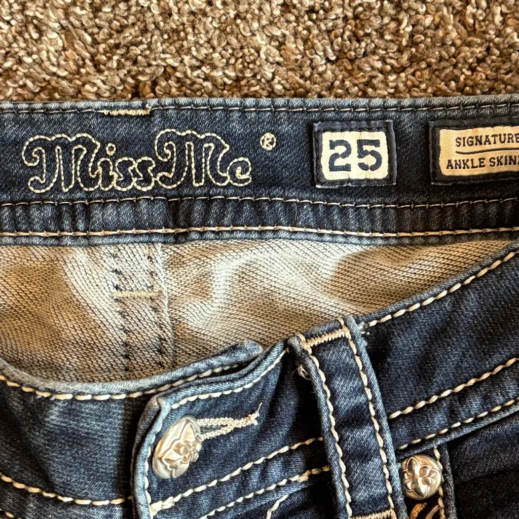 Miss Me Dark Blue Skinny Jeans with Embellished Pockets - Image 2