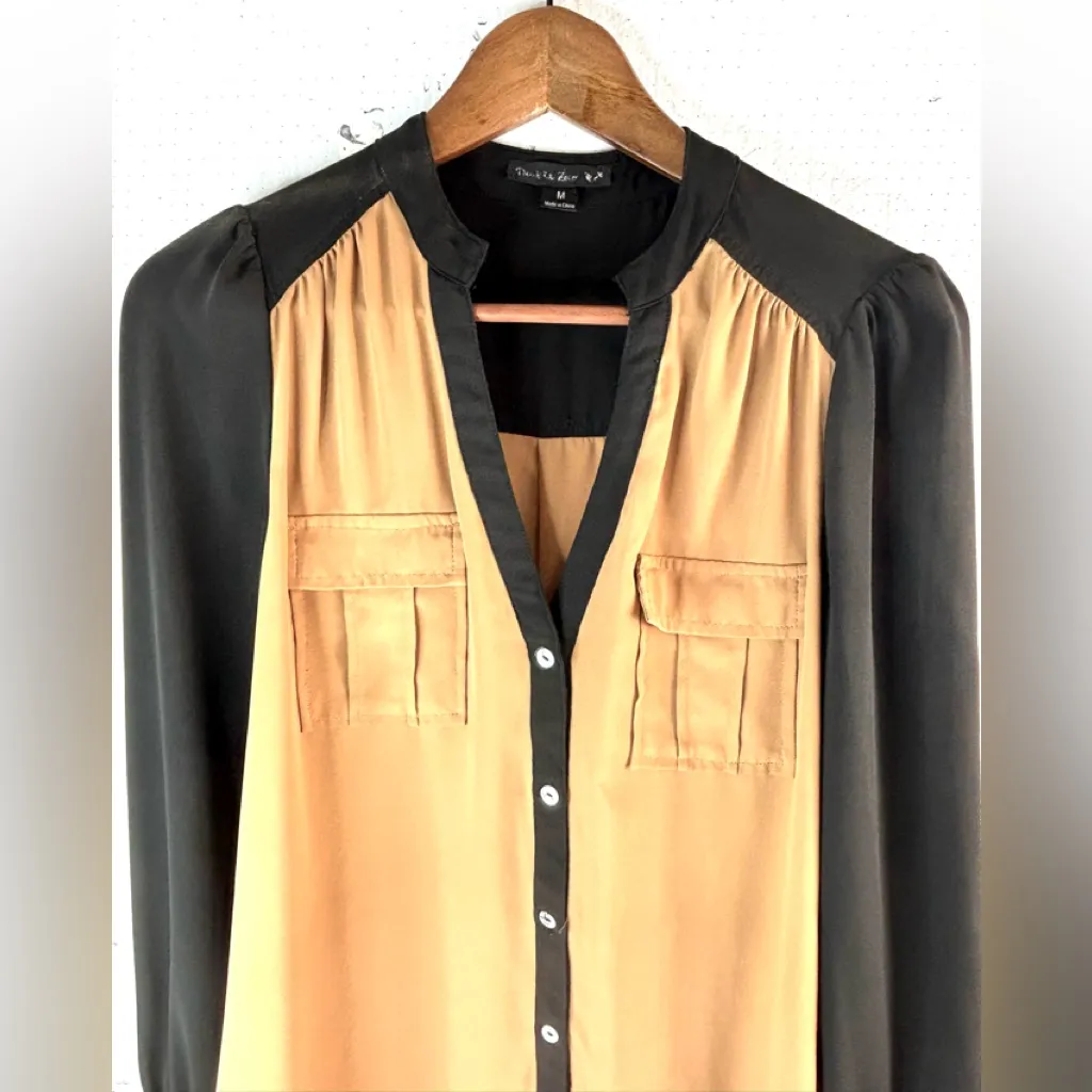 Double Zero M Workwear Pocketed Black Tan Tunic Blouse - Image 3
