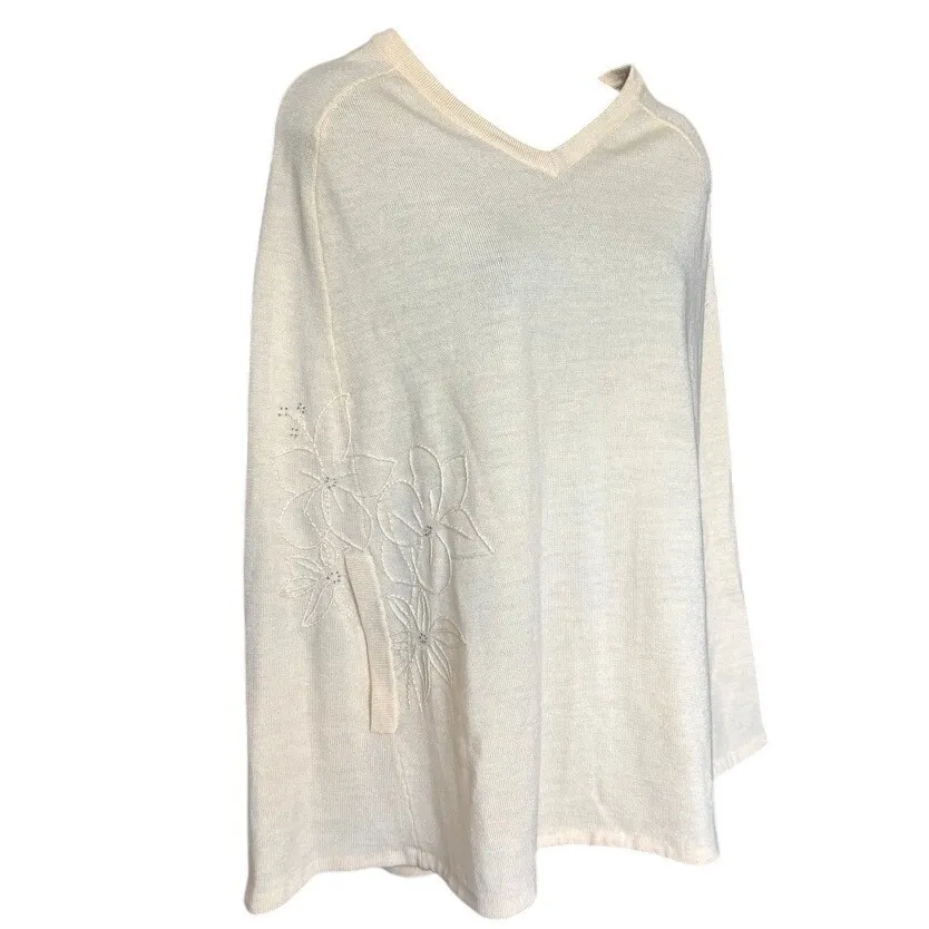 NWT Max Studio 100% Wool Cape Off White One Size Winter‎ Embroidered Floral - Image 2