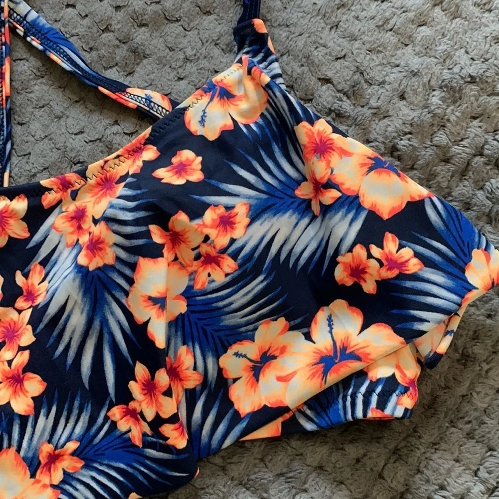 PINK VICTORIA’S SECRET NAVY BLUE BIKINI TOP Tropical Floral Size Large EUC #6302 - Image 2