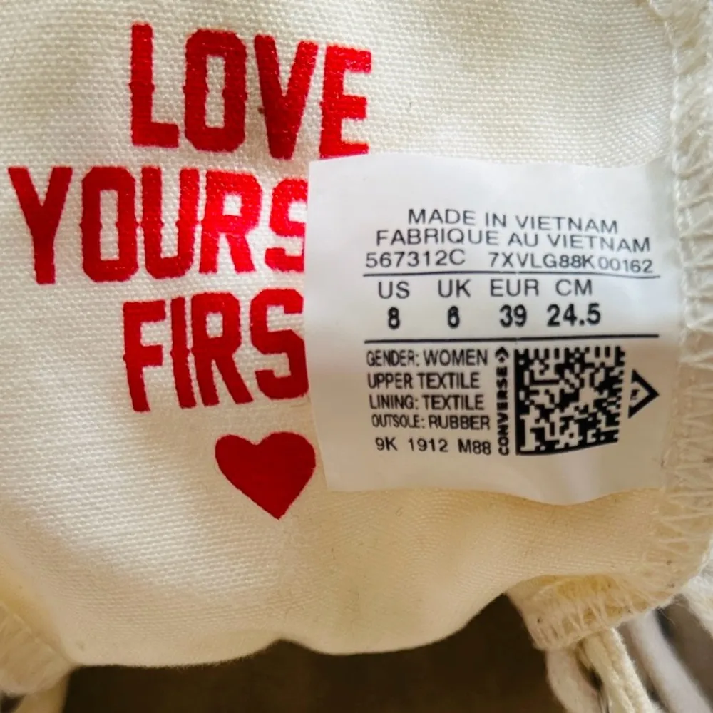 Converse platform shoes. Love fearlessly on the side & small heart on the back. - Image 8