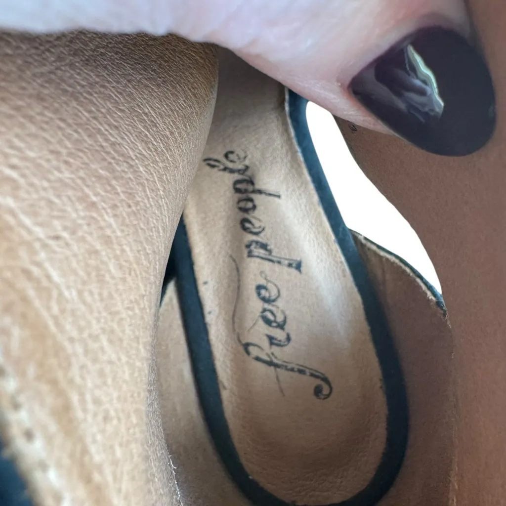 Free People - Wilder Black Suede Cutout Ankle Pointed Toe Block Heel Sz 39 - Image 12