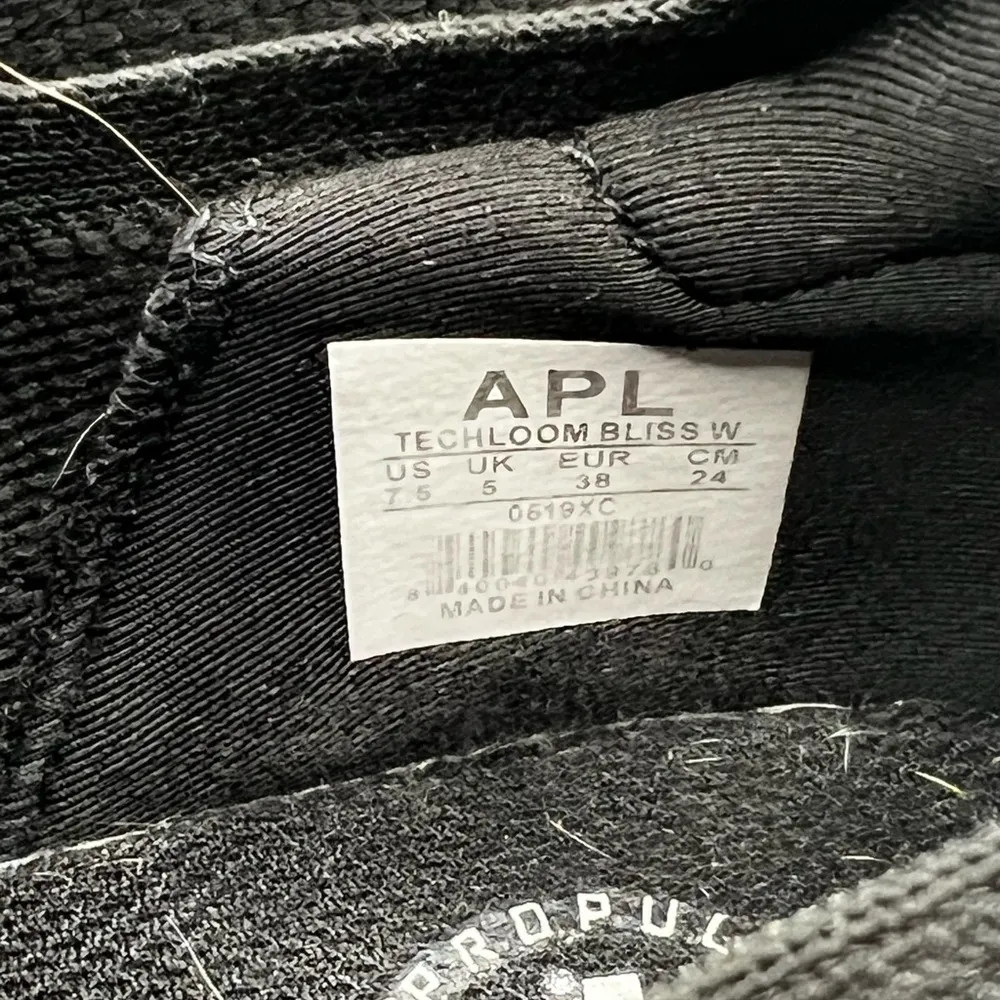 APL Techloom Bliss Women Slip On Mesh Black Sneaker gold confetti sole Size 7.5 - Image 3