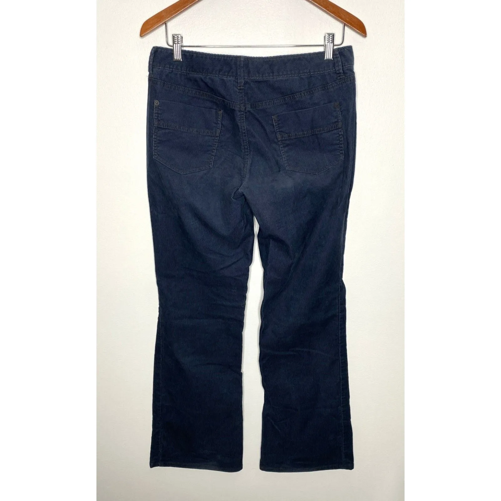 Eddie Bauer Women’s Blue Classic Fit Corduroy Boot Cut Pants Soft Durable Sz 6 - Image 2