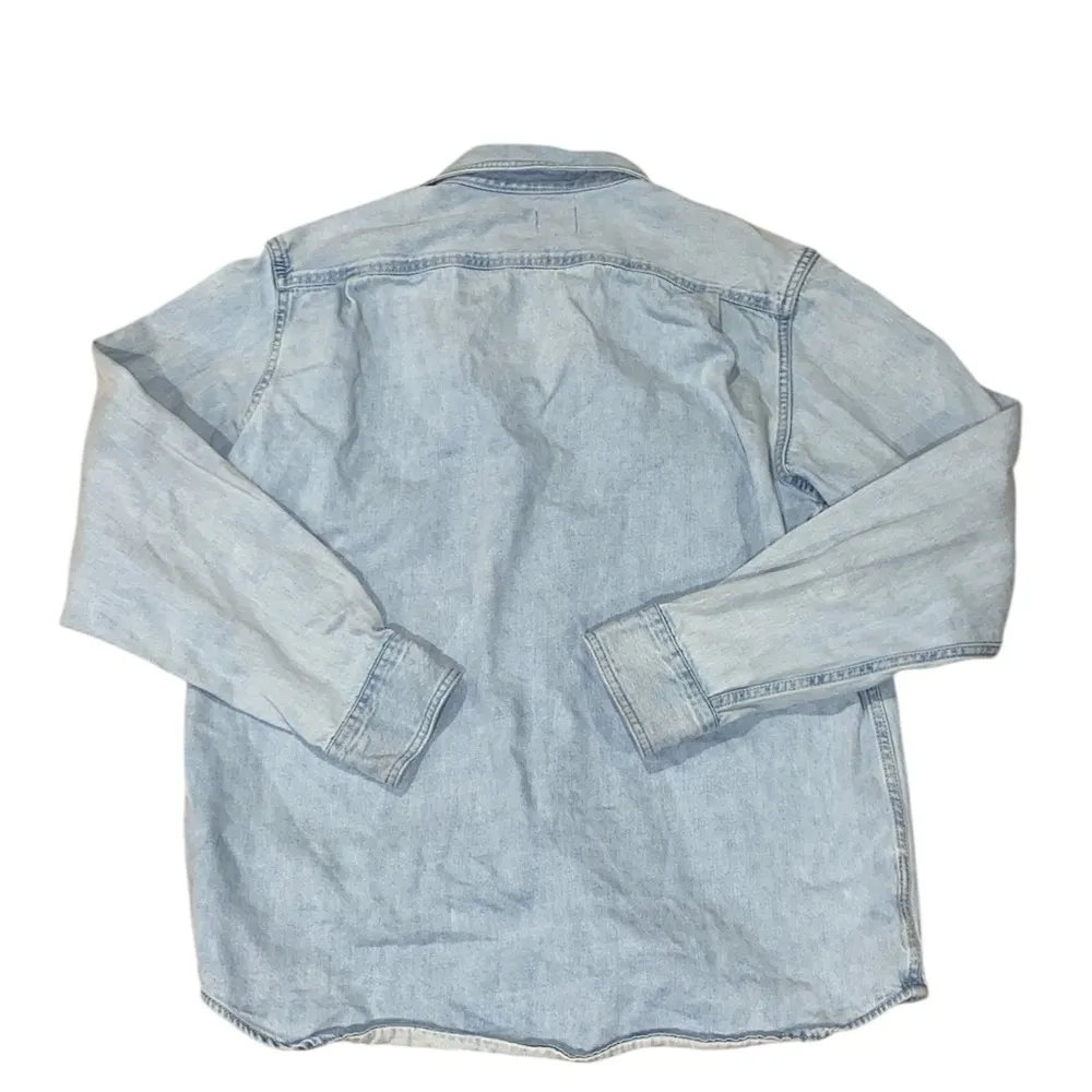 Old Navy light wash denim shacket - Image 3
