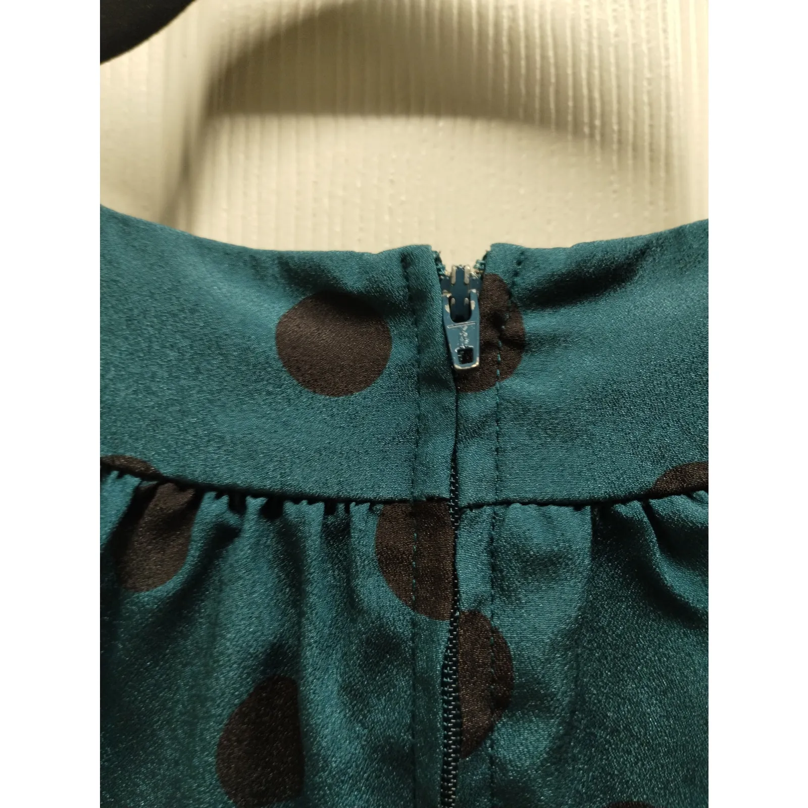 Fervour Modcloth Size 4X Green Black Polka Dot Retro Pin - Image 4