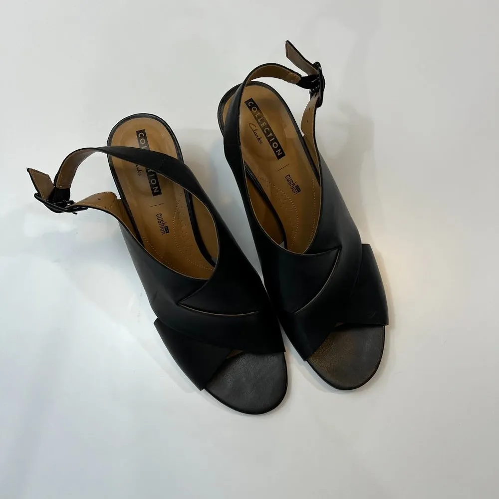 Clarks deva janie black leather Heeled sandals size 11 - Image 2