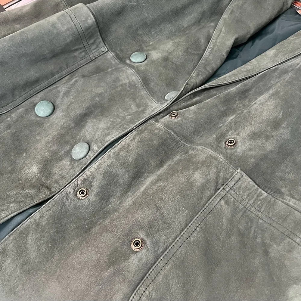 Vintage Wilsons Leather Adventure Bound Green Trench Coat Jacket - Image 16