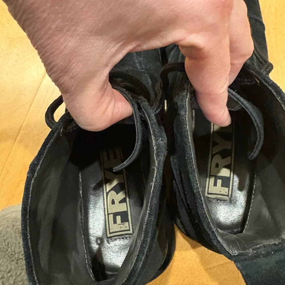 Frye black suede Avenger boots ankle booties sz 7.5 - Image 5