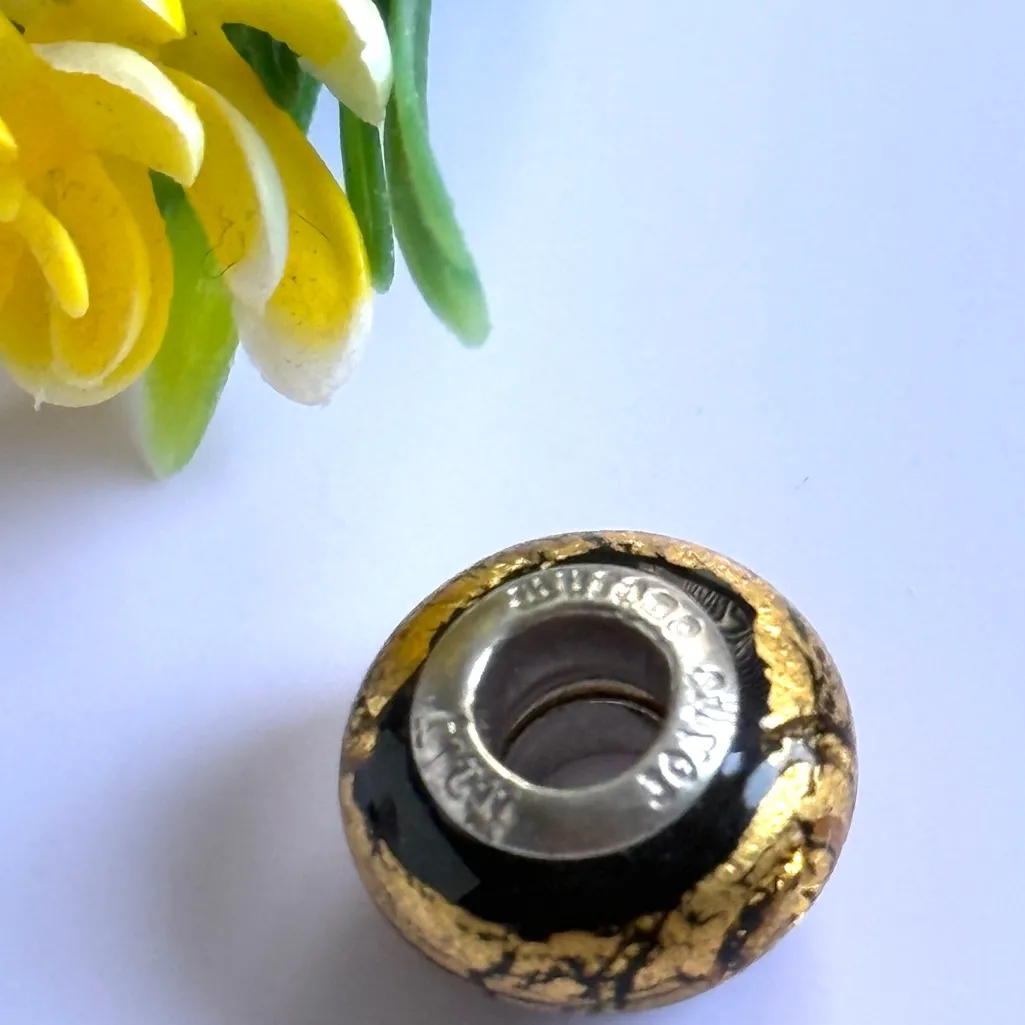🇮🇹 Black and Gold Murano Glass Bead Charm with 925 Sterling Silver - Image 5