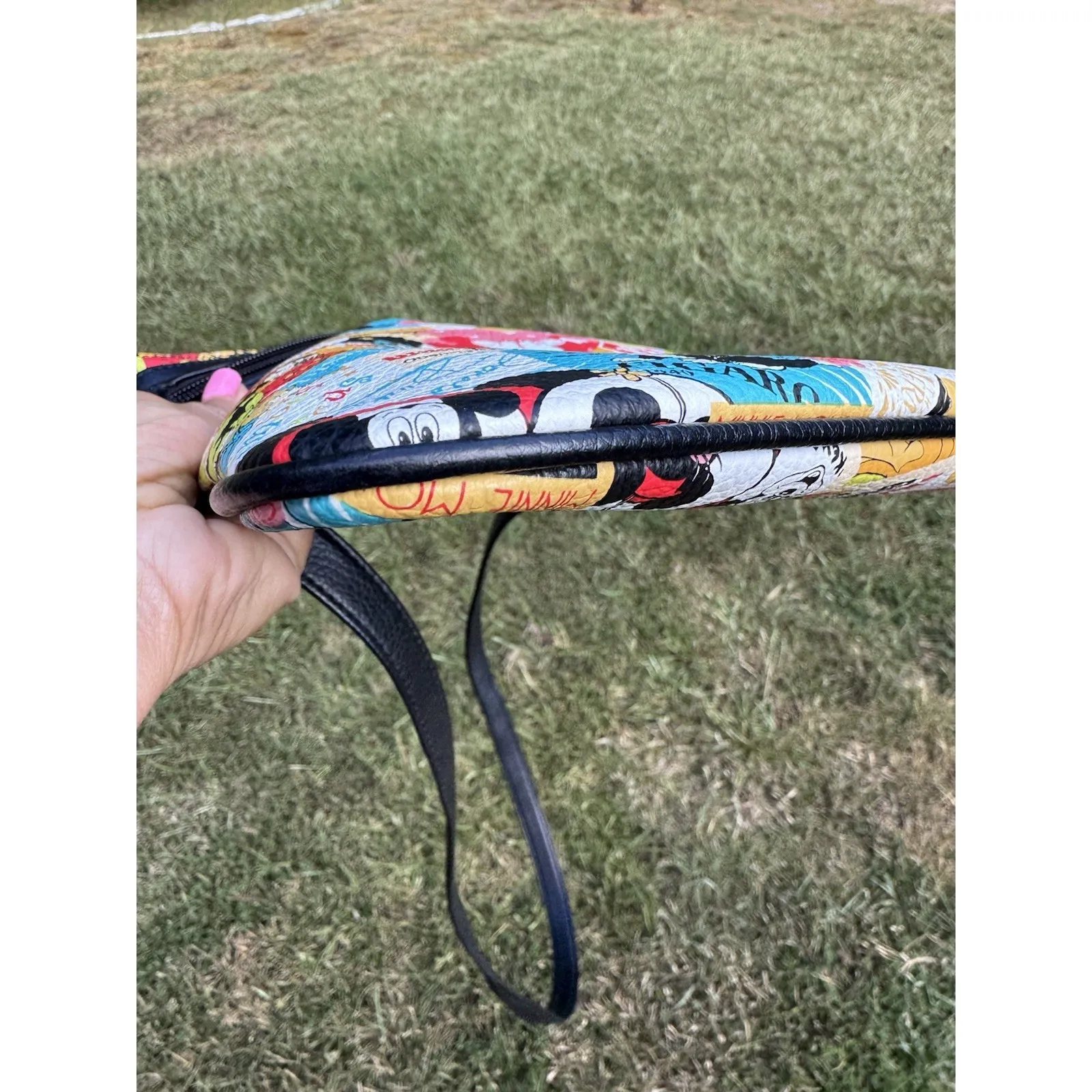 Disney Parks Crossbody Bag Mickey Minnie Mouse‎ Cartoon Print Zip Shoulder Purse - Image 5