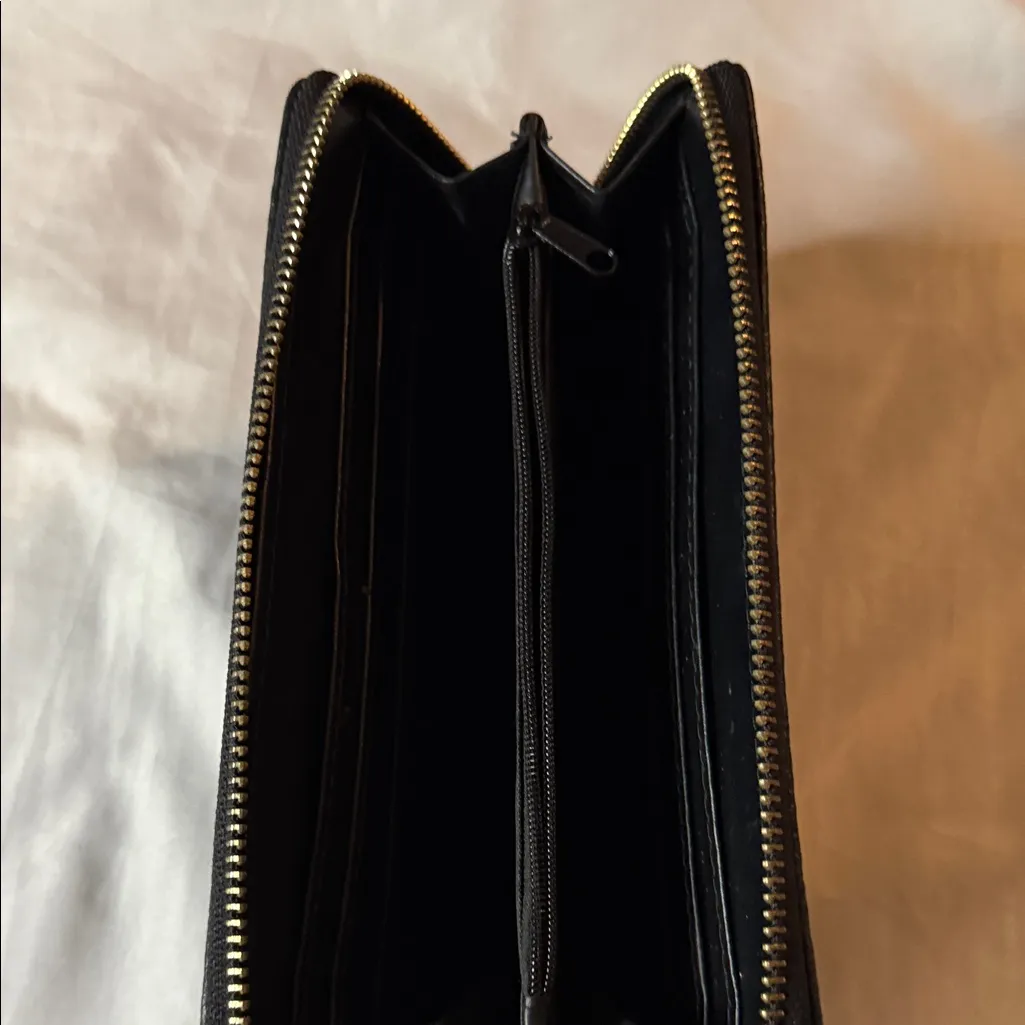 Black Leather Wallet with Gold Accent - Image 3