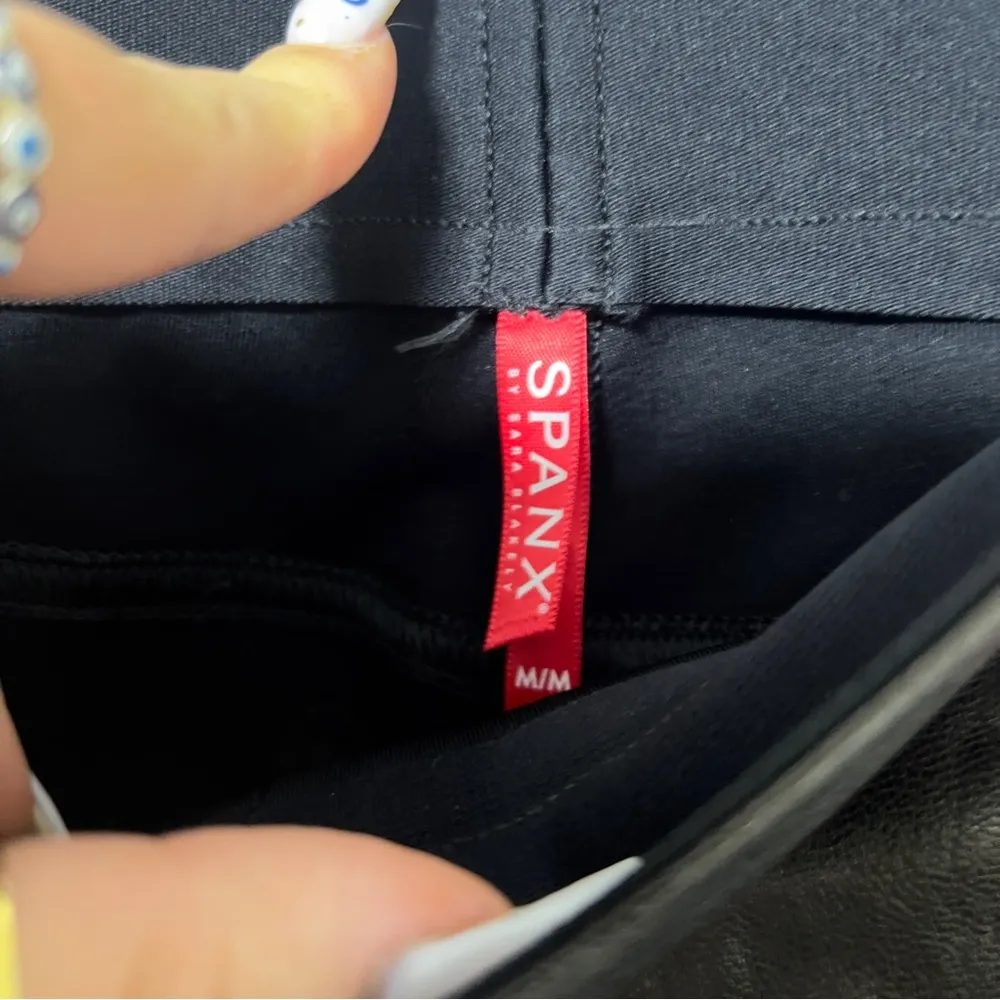 spanx faux leather leggings with pockets nwt - Image 4