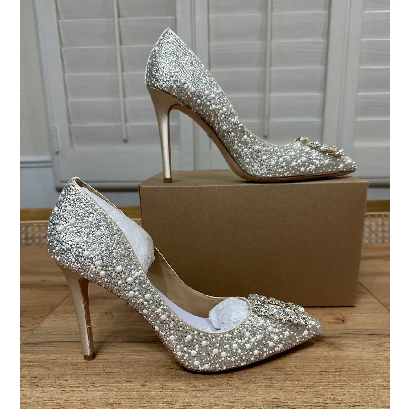 Badgley Mischka Cher II Evening Pumps Size 8.5 NIB Crystal Embellishments Bride - Image 2