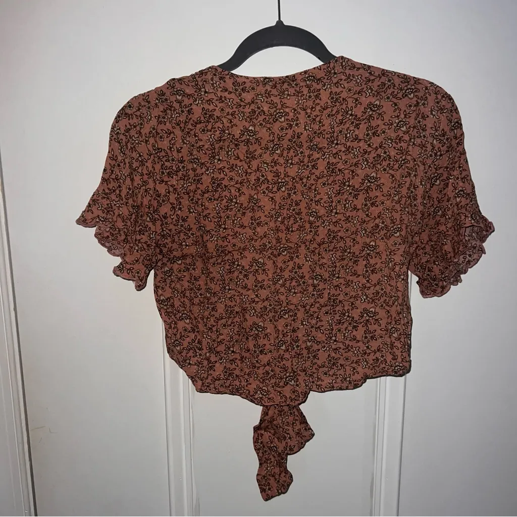 Sage Brown Floral Tie-Front Blouse - Image 2