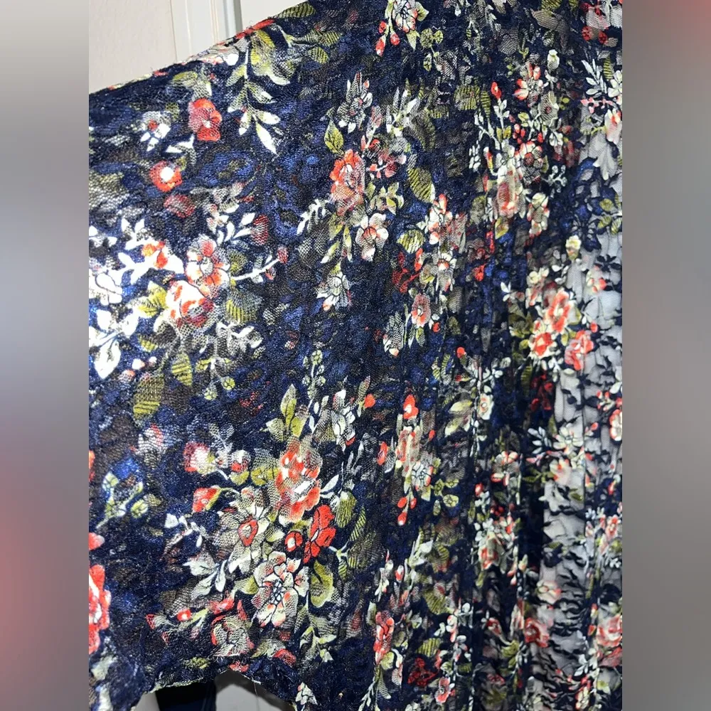 Pinky Navy Blue Lace Floral Print Stretchy Flare WaterfallCardigan Size One Size - Image 9