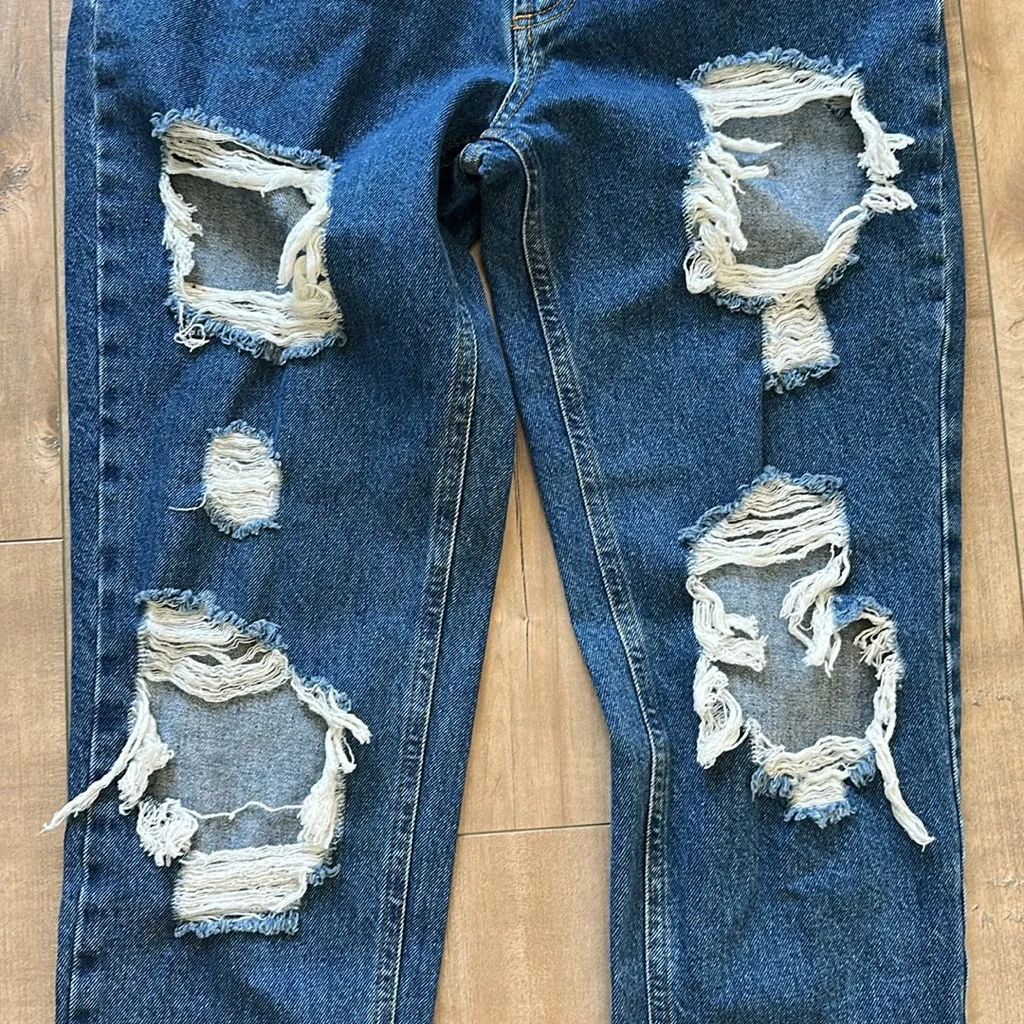 BDG Urban Outfitters High-Waisted Mom Jean Rigid Denim Destroyed Medium Wash 27 - Image 7