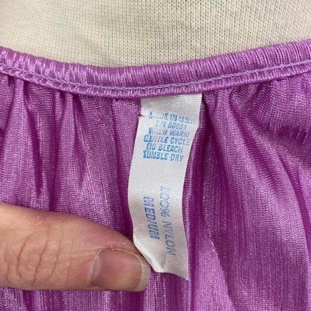 Vintage Shiny Nylon Short Sleeve Sleep Top Purple Womens Size Medium Dead Stock - Image 6