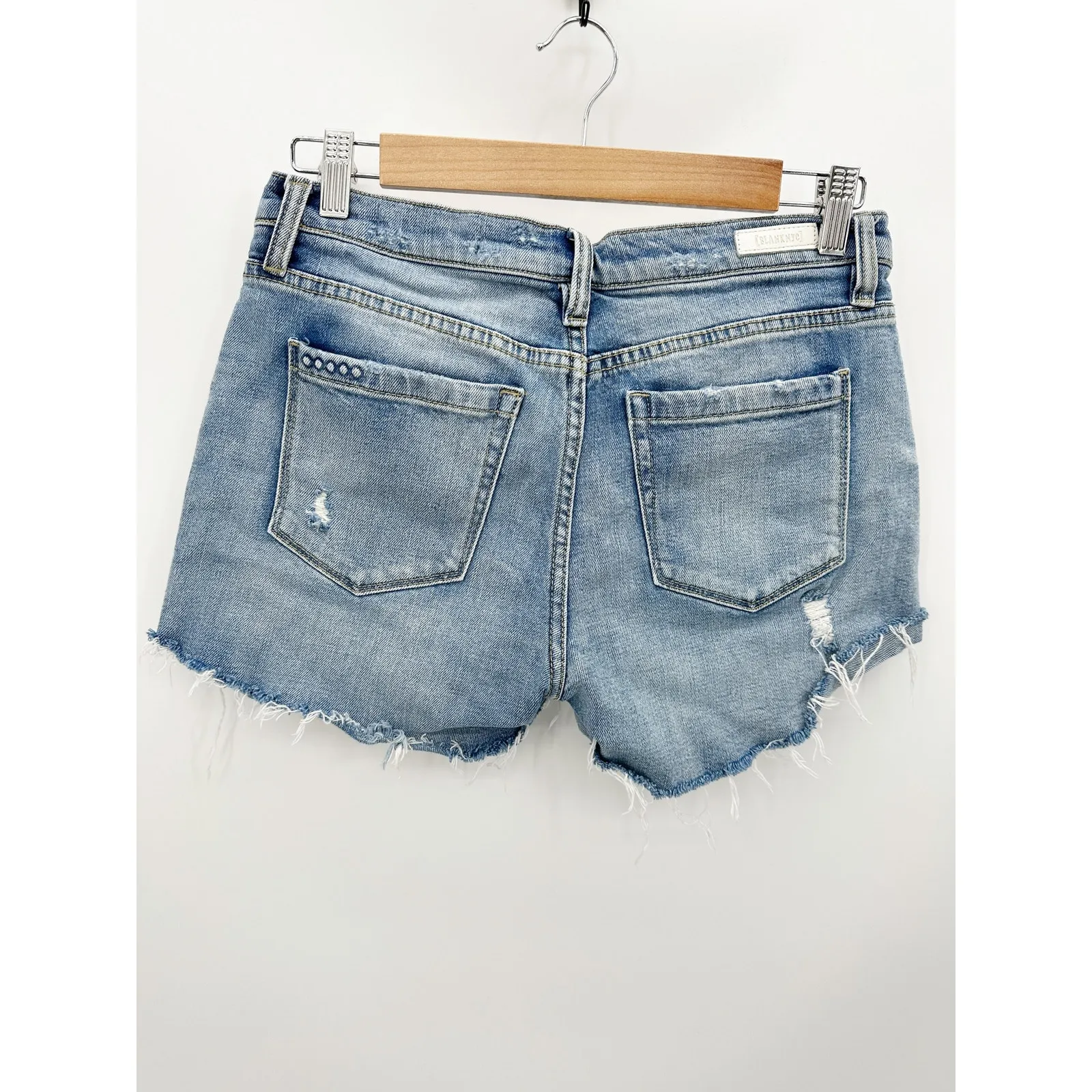 BlankNYC The Essex Light Wash Blue Distressed Cut - Image 2
