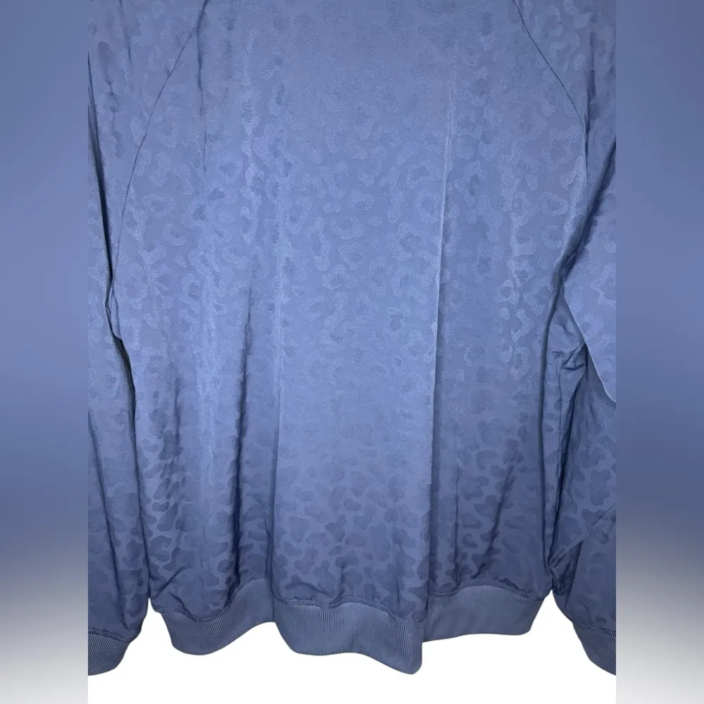 Athleta Brooklyn Bomber Jacket Size XL Blue Leopard Printed - Image 8