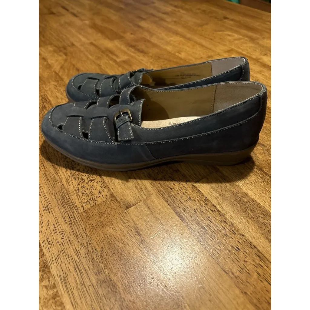 SOFTSPOTS Mary Jane Woven Suede Flats Buckle Blue Cushioned Comfort Size 8.5WW - Image 2