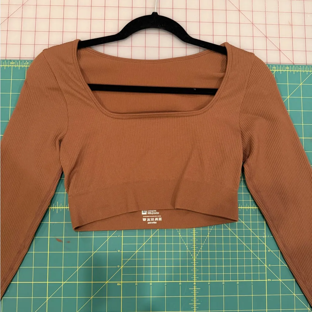 Brown Cropped Long Sleeve Top Size M - Image 6