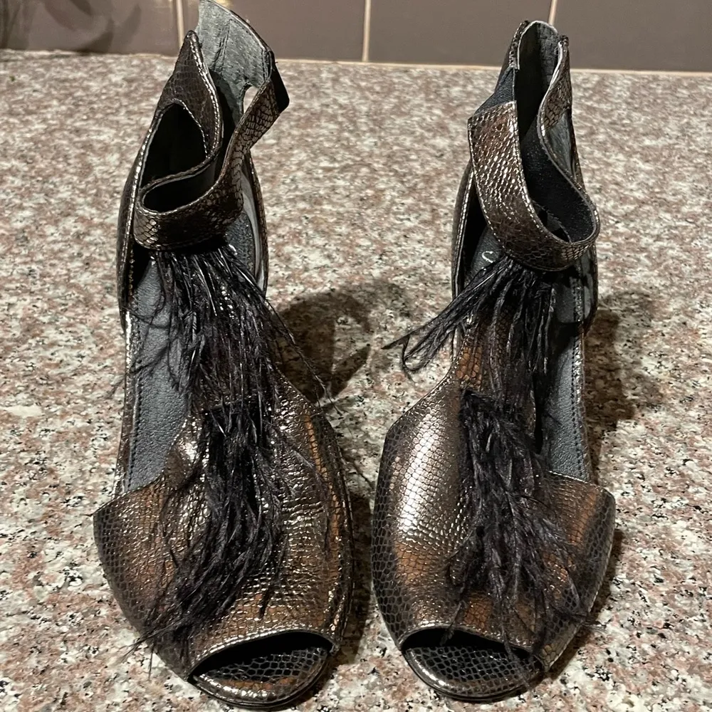 Franco Sarto Metallic Heels - Image 2