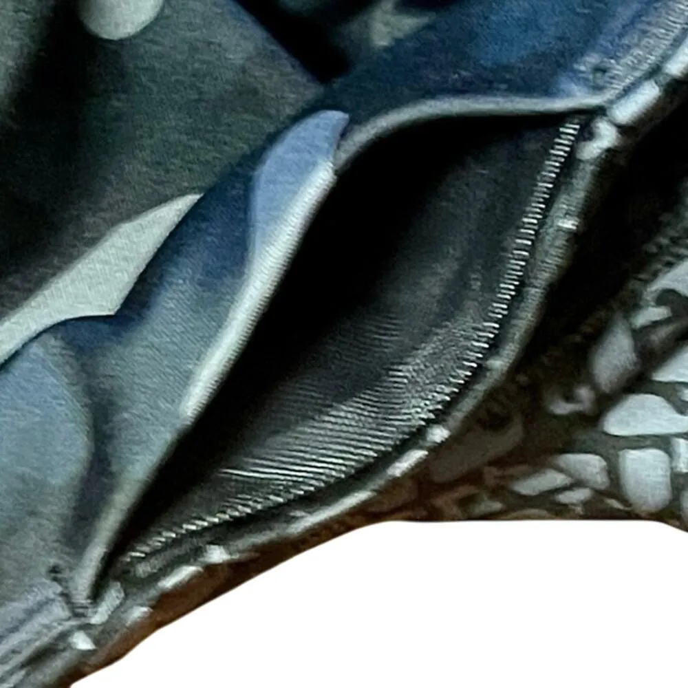 Vineyard Vines Fully Reversible Leggings Tights Camouflage/Whales Gray Size L - Image 9