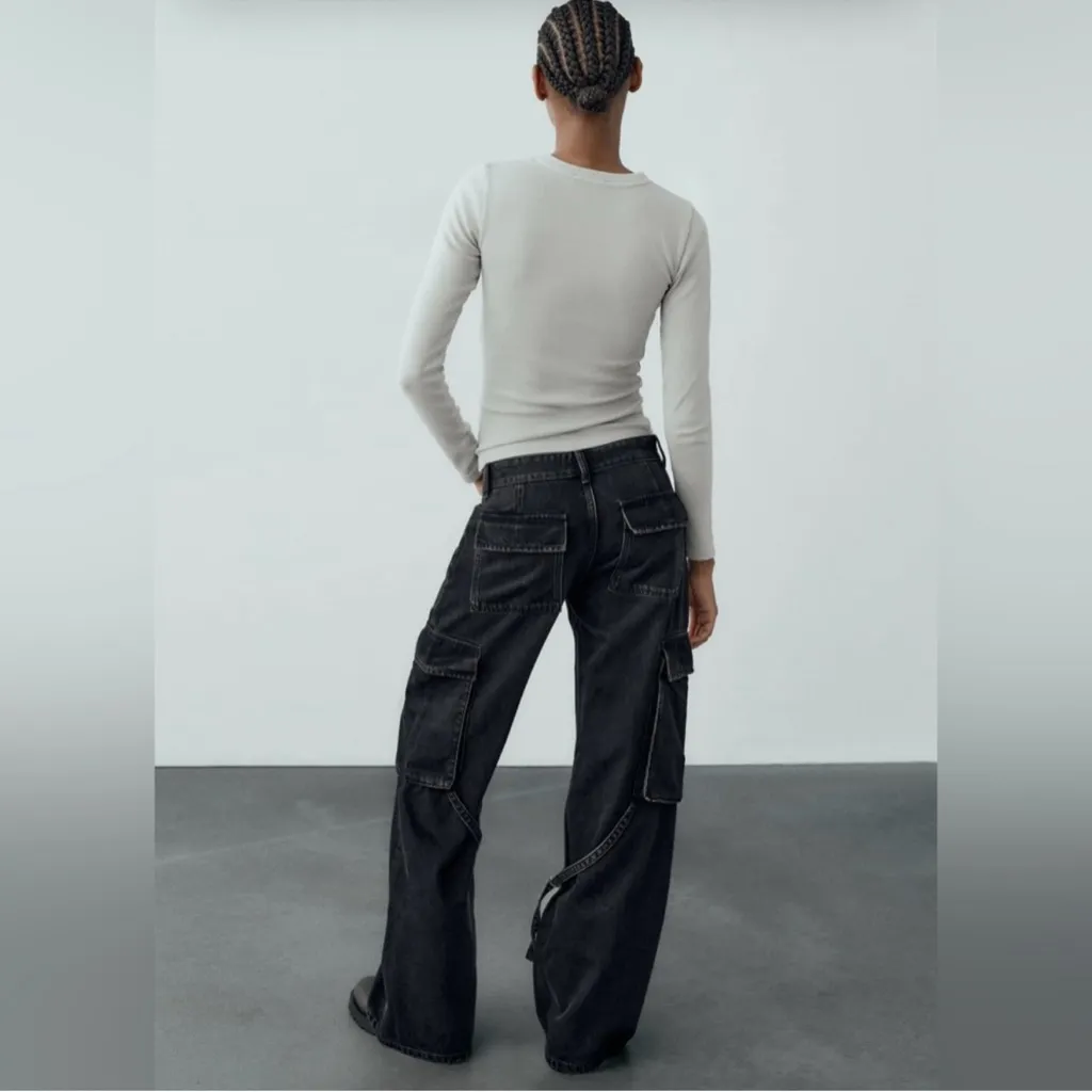 Zara Black Wide Leg Cargo Jeans - Image 8