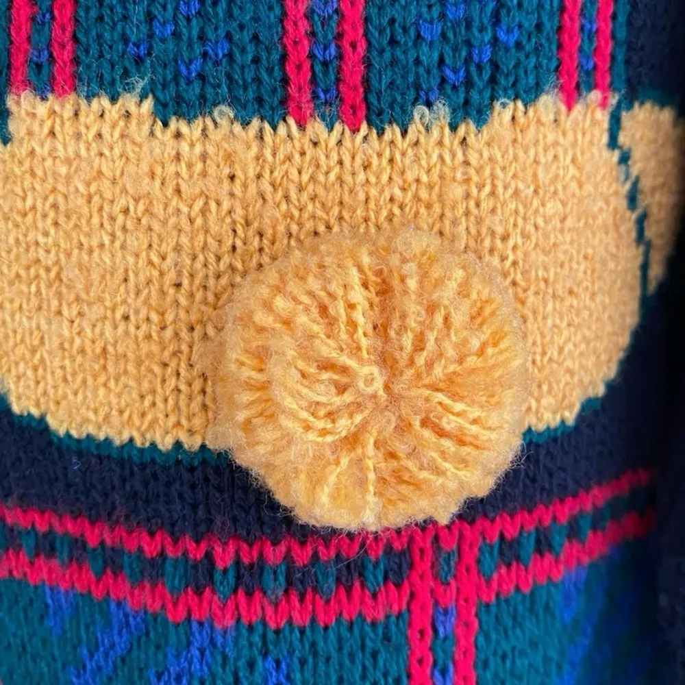 1980's AOP Teddy Bear Tartan Plaid Plush Tail Themed Cardigan Sweater Medium - Image 8