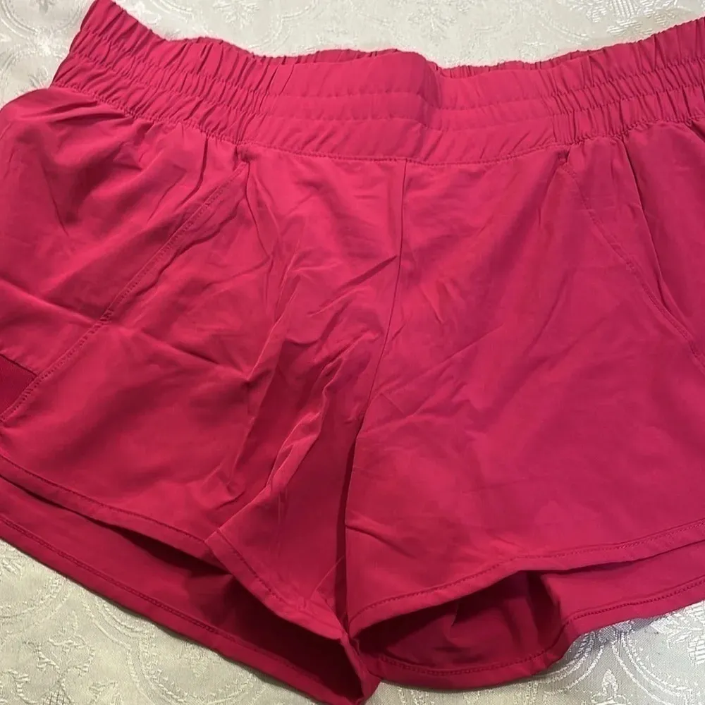 Champion women shorts L - Image 2