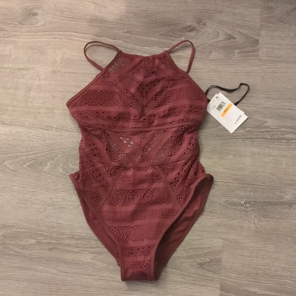 BECCA BY REBECCA VIRTUE COLORPLAY HIGH NECK ONE PIECE - COCONUT size Small - Image 2