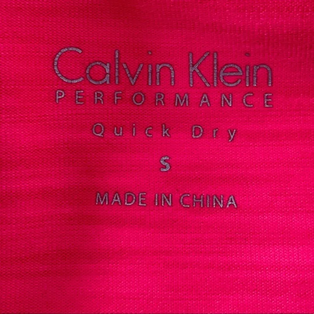 Calvin Klein Performance Quick Dry Hooded Long Sleeve Shirt Pink Size Small - Image 6